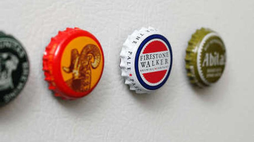 Gazoz kapağından buzdolabı s&uuml;s&uuml; yapma