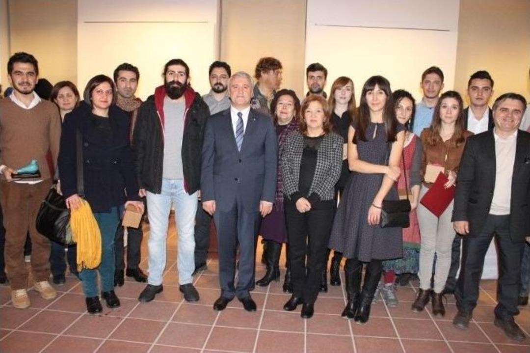 Muammer &Ccedil;akı 9. Uluslararası &Ouml;ğrenci Seramik Yarışması Sergisi