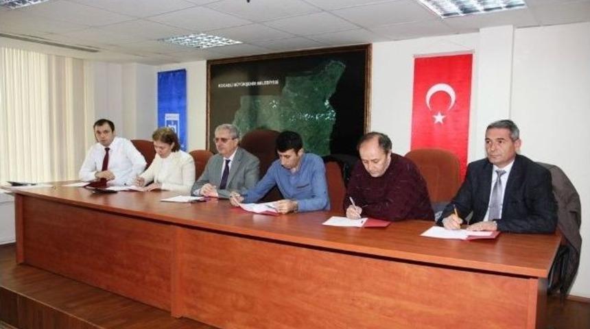 Kandıra K&ouml;ylerine 20 Adet Su Deposu