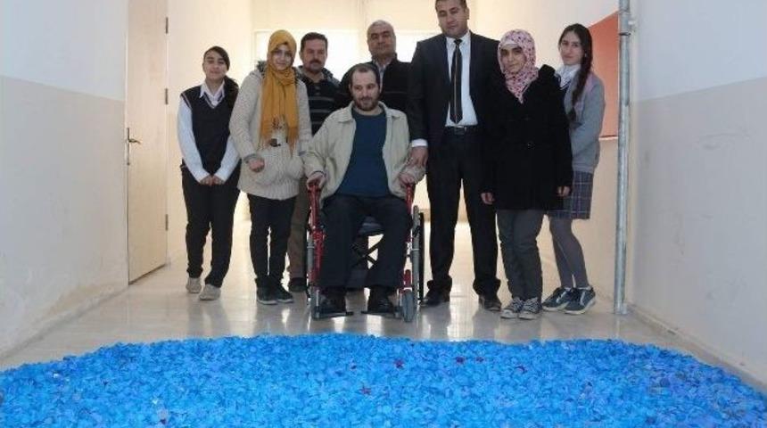 &Ouml;ğrencilerden Engellilere Destek