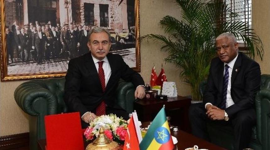 Etiyopya&rsquo;nın Ankara B&uuml;y&uuml;kel&ccedil;isi Workneh&rsquo;den Vali B&uuml;y&uuml;k&rsquo;e Ziyaret