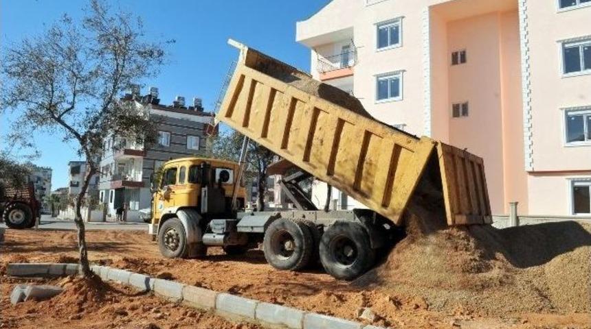 Kepez&rsquo;de Park Yapımına Devam Ediliyor