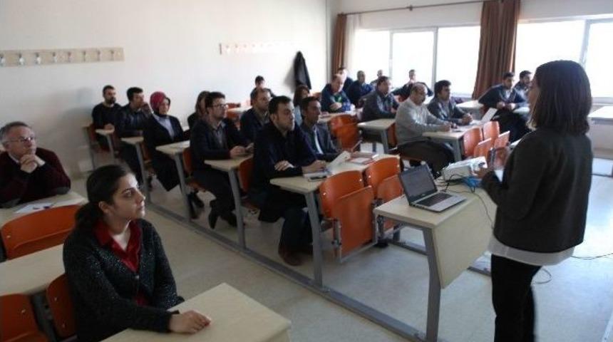 Batman &Uuml;niversitesi Ab Hibe Programı Uygulamalı Proje Eğitimi D&uuml;zenledi