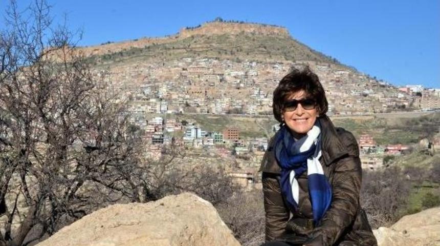 Yazar Lizi Behmoaras, Yeni Kitabanı Mardin'de Anlattı