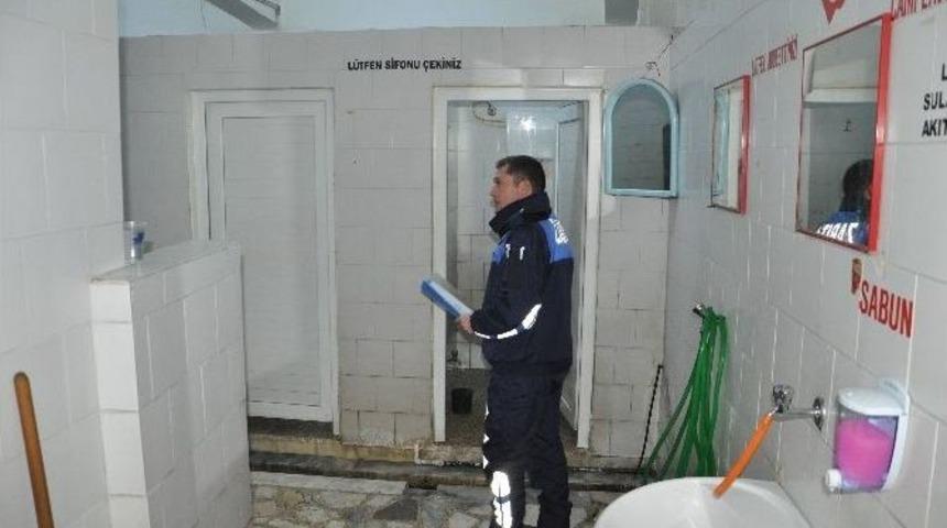 Edremit Zabıta&rsquo;dan Tuvalet Denetimleri