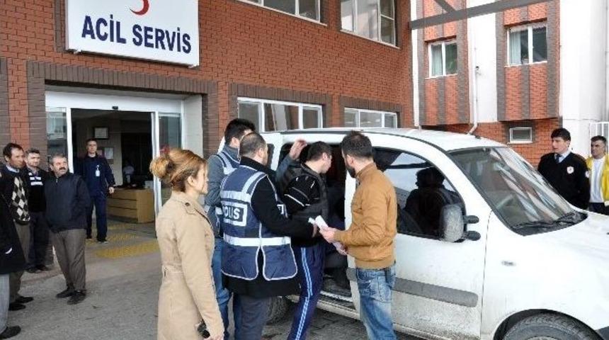 Tecav&uuml;z Edemeyince Boğazını Bı&ccedil;akla Kesip &Ouml;ld&uuml;rm&uuml;ş