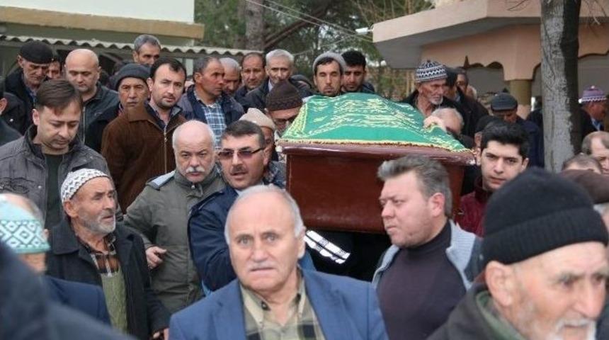 Başkan Yaralı Paşak&ouml;y&rsquo;de Cenaze Namazına Katıldı