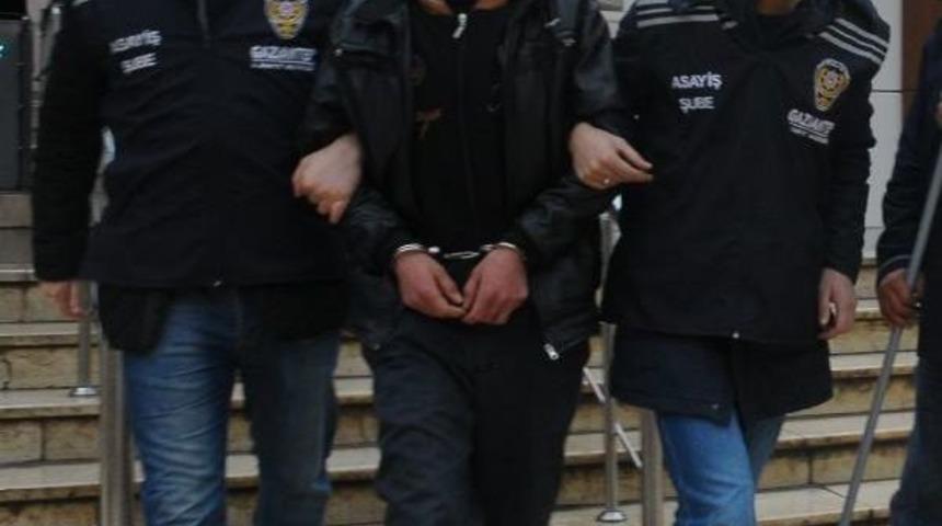 Aşkını Ilan Ettiği Boya, Katilini Yakalattı