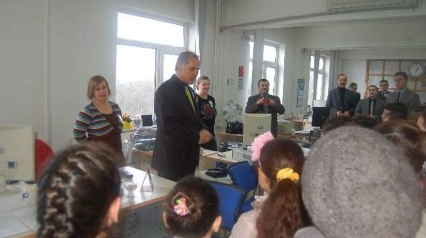 &Ouml;ğrenciler Maliyeyi Ziyaret Etti