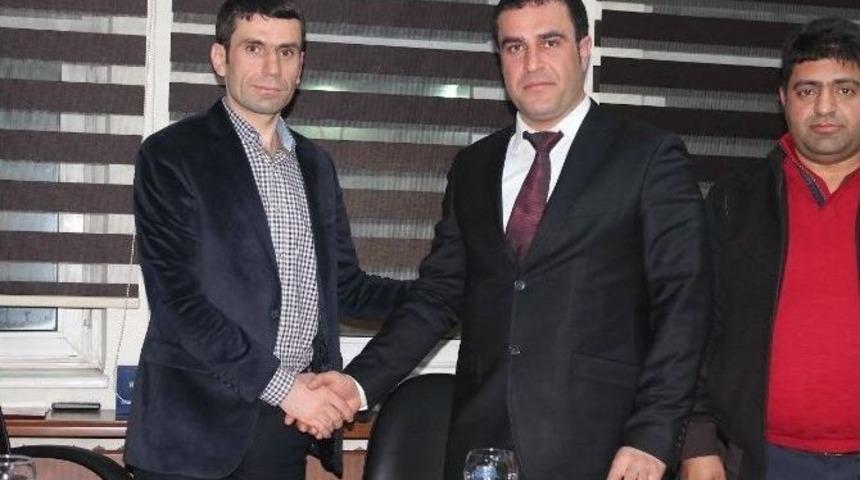 Ak Parti Milletvekili Aday Adayı Arif Karadağ, Yakutiye İl&ccedil;e Teşkilatı&rsquo;nı Ziyaret Etti&hellip;