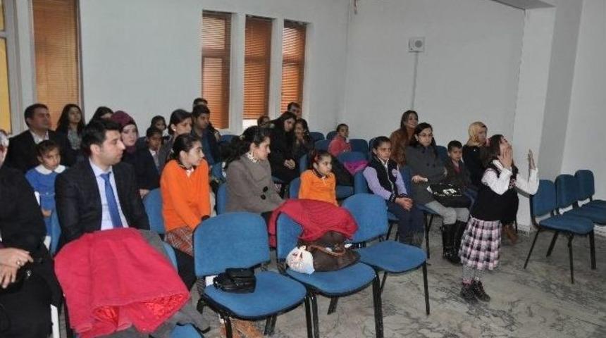 Şırnak&rsquo;ta İstiklal Marşı&rsquo;nı G&uuml;zel Okuma Yarışması D&uuml;zenlendi