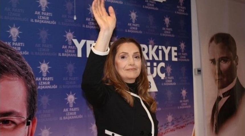 İzmir Ak Parti Milletvekili Aday Adayı Faika Altunay: