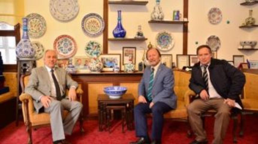 Başkan Sara&ccedil;oğlu, Mehmet G&ouml;rsoy&rsquo;u Ziyaret Etti