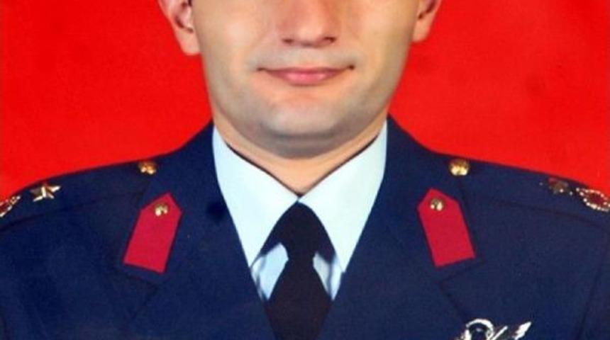 Şehit Binbaşı Eskişehir'de G&ouml;zyaşları Arasında Toprağa Verildi