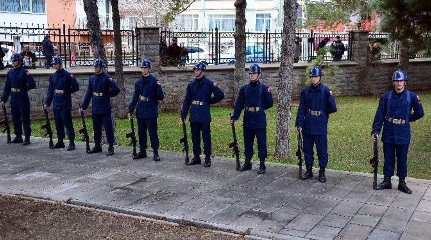 Eskişehirli Şehit Binbaşı Sezer, Toprağa Verildi