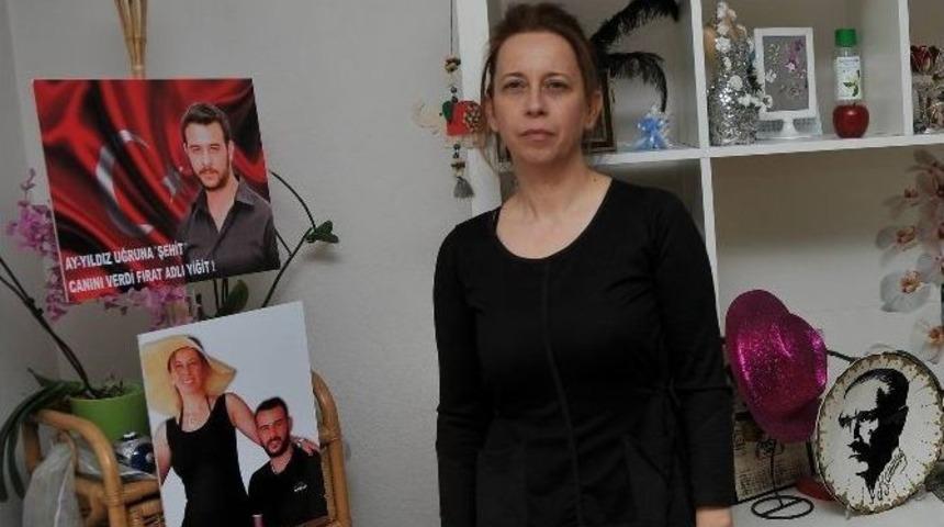 Fırat&rsquo;ın Annesi Konuştu: "keşke O Kalabalık &Ouml;l&uuml;m&uuml; Yerine D&uuml;ğ&uuml;n&uuml;ne Gelseydi"