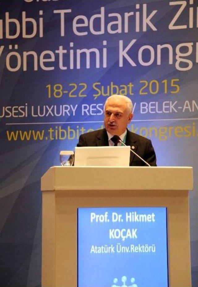 Prof. Dr. Koçak, Uluslararası Katılımlı Tıbbi Tedarik Zinciri Yönetim Kongresine Katıldı