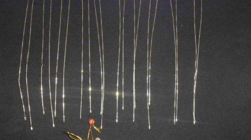 Uşak&rsquo;ta Sahte Altın Satmaya &Ccedil;alışanlar Artmaya Başladı