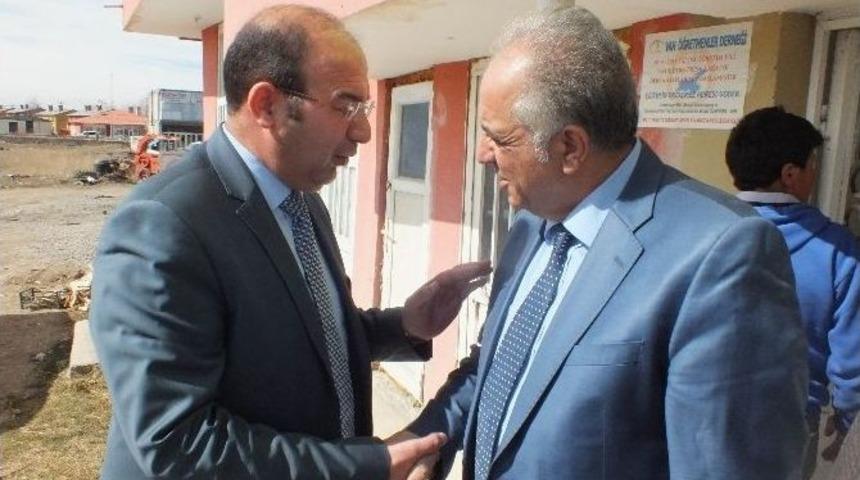 Ak Parti Van Milletvekili Aday Adayı Kandaşoğlu&rsquo;dan G&uuml;rpınar&rsquo;a Ziyaret