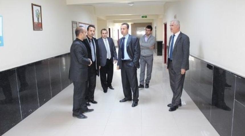 Samsat&rsquo;taki Okullar Onarımdan Ge&ccedil;irildi