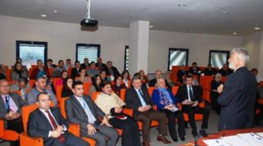 İzmit Belediyesi&rsquo;nde Yoğun Eğitim Programı