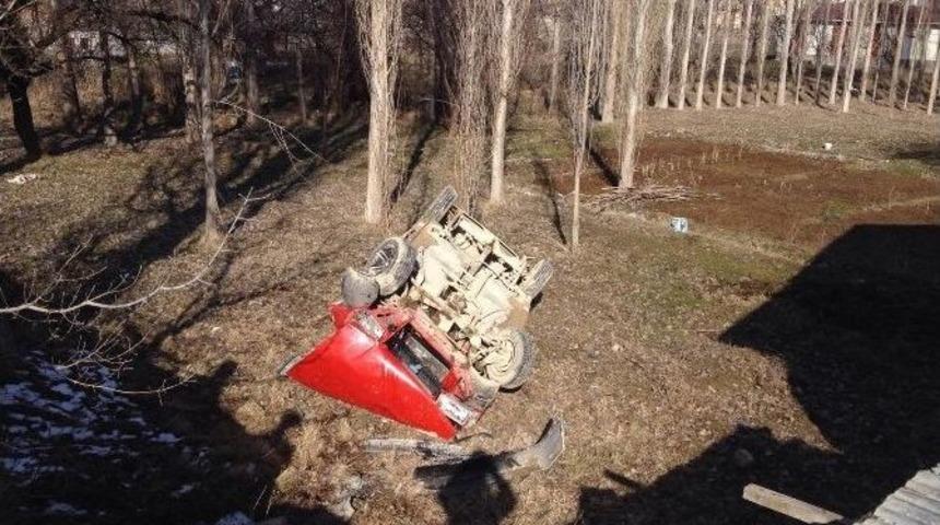 G&uuml;r&uuml;n&rsquo;de Trafik Kazası: 1 Yaralı