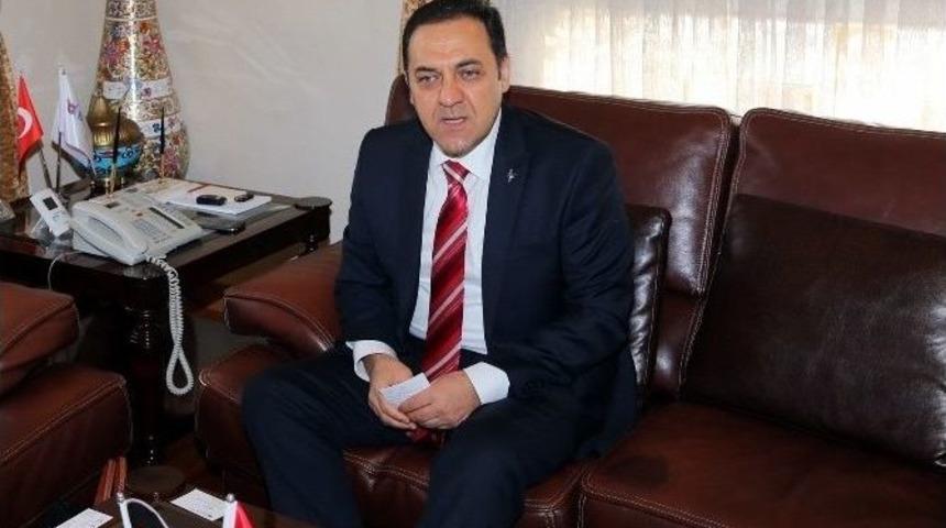 84 K&ouml;peğin &Ouml;l&uuml; Bulunmasıyla İlgili 3 Kişi G&ouml;zaltına Alındı