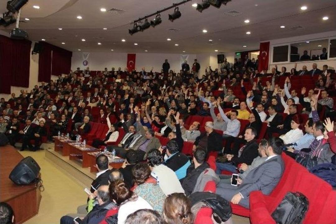 &Ccedil;om&uuml;&rsquo;de Rekt&ouml;rl&uuml;k Se&ccedil;imi