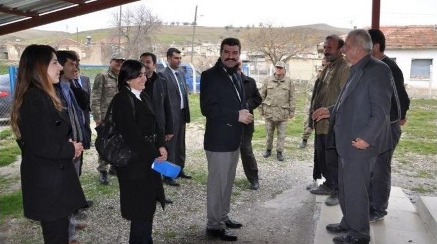 Kaymakam Sel&ccedil;uk Yosunkaya Halkın Sorunlarını Dinledi