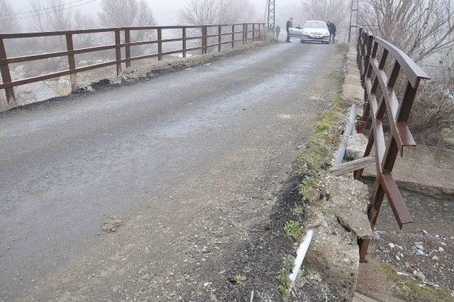 Büyükşehir Belediyesi 2 Köprüyü Yenileyecek