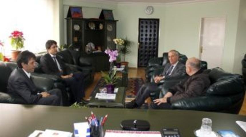 Eski Dinar Kaymakamı Avni Kula Başkan Acar&rsquo;ı Ziyaret Etti