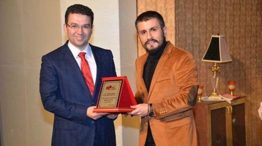 28 Şubat S&uuml;recinin Hukuksuzlukları Tiyatroda Sergilendi