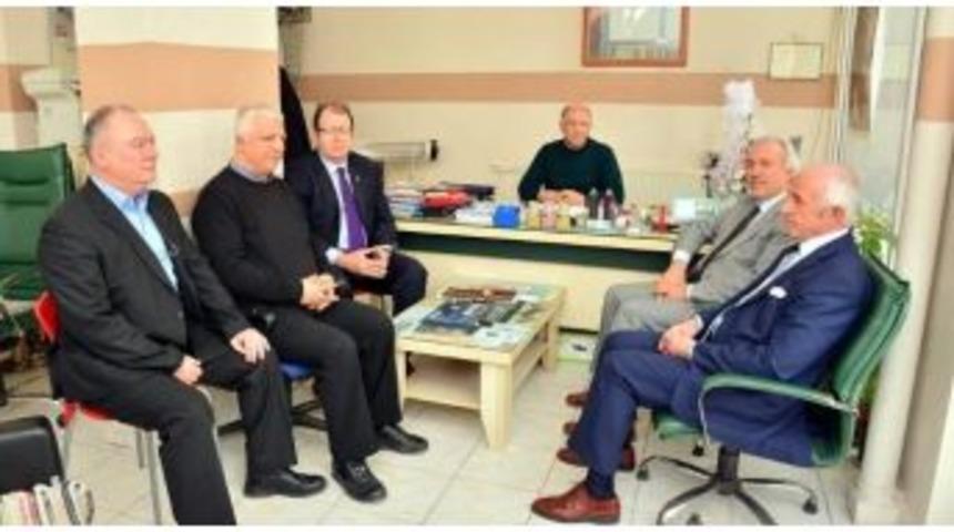 Başkan&rsquo;dan Sarışık Ailesi&rsquo;ne Taziye Ziyareti