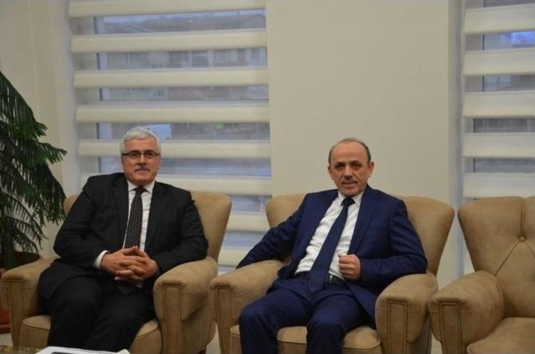 Aday Adayları Başkan &Ouml;zt&uuml;rk&rsquo;&uuml; Ziyaret Etti