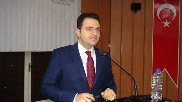 Akın, ’enerji Kaynakları Ve Potansiyeli’ Seminerine Katıldı