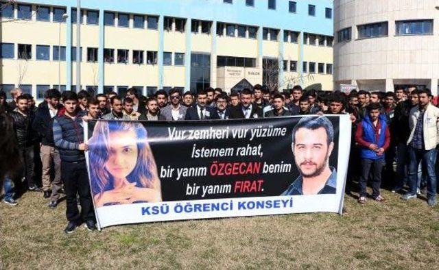 Kahramanmaraş'ta Üniversiteliler Özgecan Ve Fırat Için Yürüdü