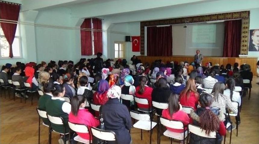 Erzincan Meb&rsquo;den &Ouml;ğrencilere &ldquo;yanlışa Yaklaşma Hedeften Uzaklaşma&rdquo; Projesi