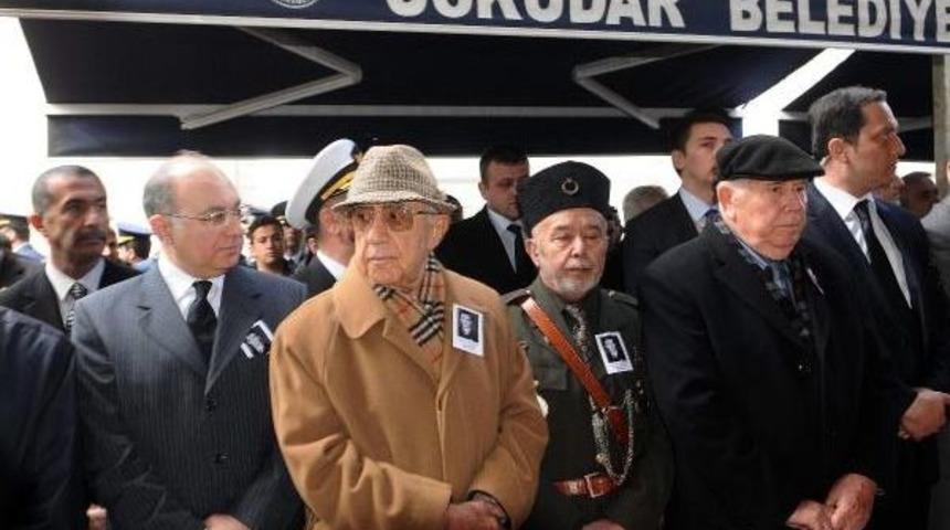 Şehit Cenazesinde Bir Eski Genelkurmay Başkanı