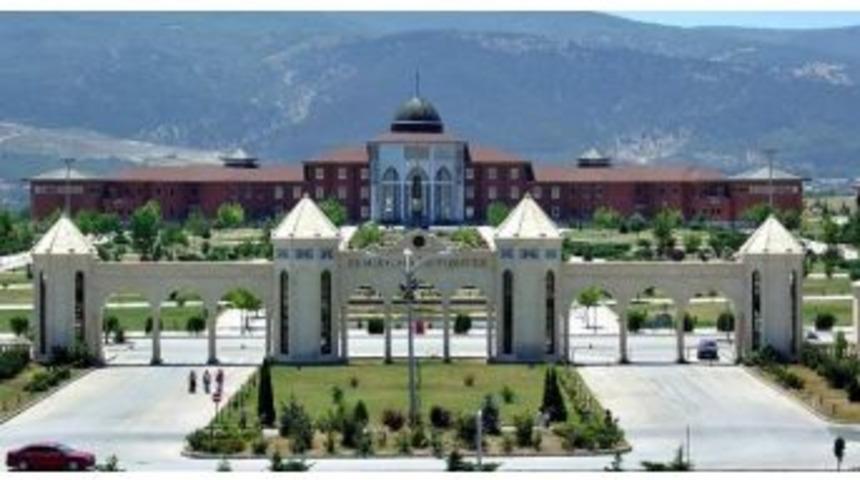 Adaylardan Y&ouml;k &Uuml;yesi &Ccedil;avuşoğlu Ve Hatipoğlu&rsquo;na Sert Tepki