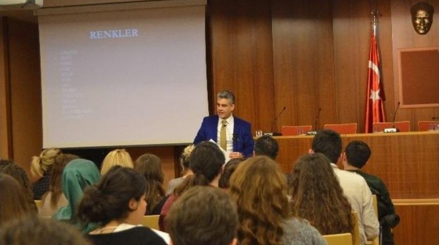 Kariyer Kul&uuml;b&uuml;, Davranış Bilimleri Uzmanı Kunter Kurt&rsquo;u Ağırladı