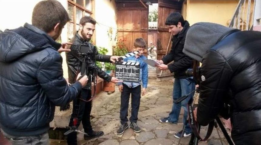 Ad&uuml; &Ouml;ğrencileri Kısa Film Yarışmasında Finale Y&uuml;kseldi