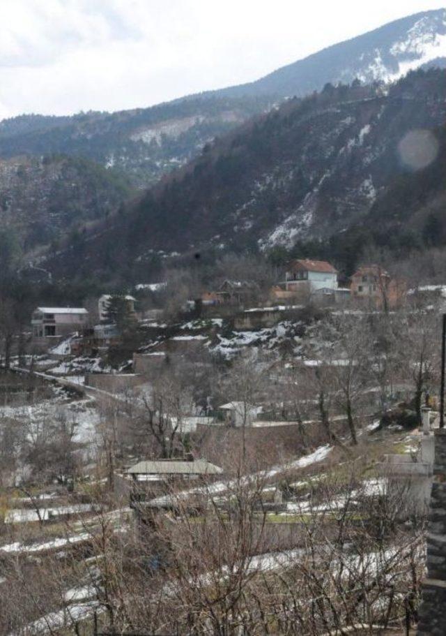 Bursa’Da, Protesto Nedeniyle Hes Toplantısı Yapılamadı