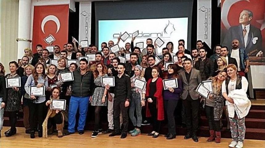 Kuaf&ouml;rler Kuşadası&rsquo;nda Buluştu