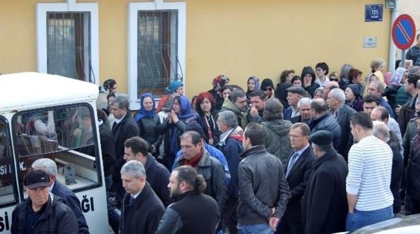 Askerlerin Yaralandığı Kazada &Ouml;len S&uuml;r&uuml;c&uuml; Defnedildi