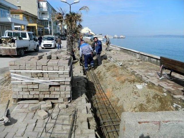 Demirhane Sahil Yolu Onarılıyor 1