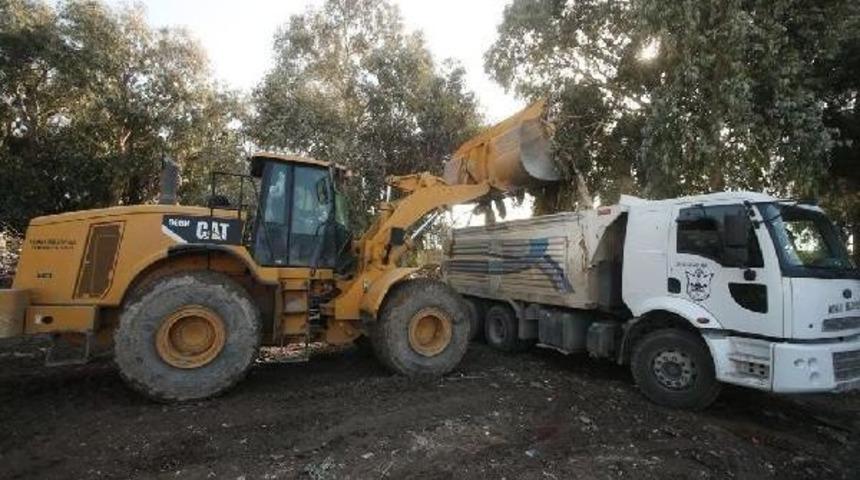 Konak Belediyesi'ne Moloz Cezası