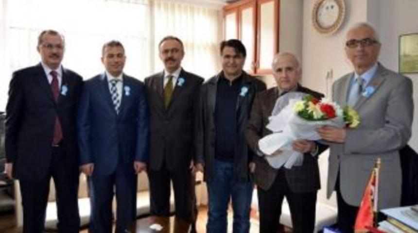 Mehmet Saygı Ve Ekibi Cemiyet’i Ziyaret Etti