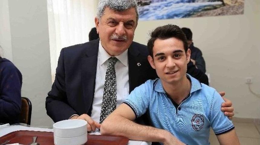 Kocaeli B&uuml;y&uuml;kşehir Belediye Başkanı İbrahim Karaosmanoğlu: