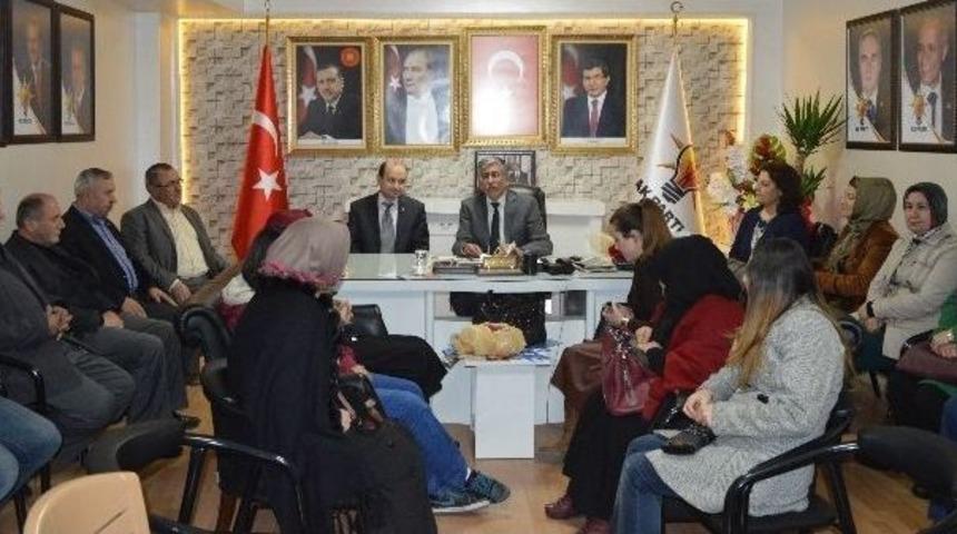 Sofuoğlu, Akhisar Ve Saruhanlı&rsquo;da Partililerle Buluştu