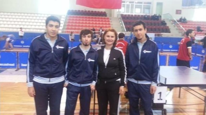 Hk&uuml;&rsquo;n&uuml;n &Uuml;niversite Sporları Federasyonu M&uuml;sabakasındaki Başarı